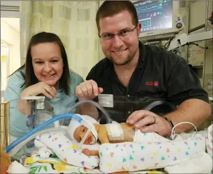  ?? COURTESY PHOTOGRAPH­S ?? Lodi’s Andrew and Shawna Conley with their son Nolan, who is now 3 1/2 months old.