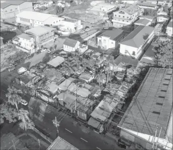  ??  ?? An aerial view of the community at Lombard and Broad streets.