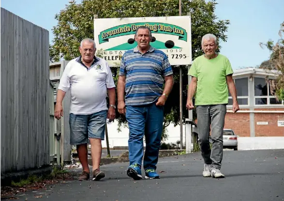  ??  ?? Former members of the Avondale Bowling Club: Bruce Keene, Colin Haysham and Norman Pollard.