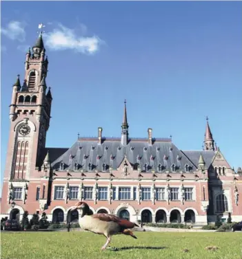 ??  ?? ► La Corte Internacio­nal de Justicia de La Haya.