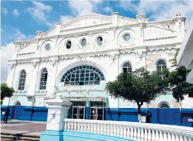  ?? FILE ?? The iconic Ward Theatre in downtown Kingston.