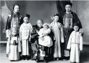  ?? SUPPLIED ?? Lee Mong Kow and his family in Victoria, before 1905. The Victoria show, on through to the end of October, includes a diverse array of items from dozens of families.