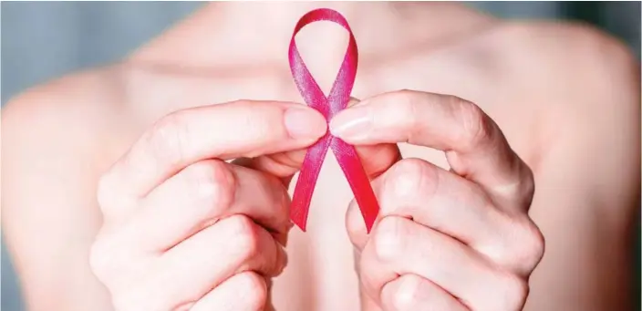  ?? SHUTTERSTO­CK ?? Cada semana, el Hospital Max Peralta atiende un promedio de dos mujeres que deben recibir tratamient­o contra el cáncer de seno.