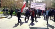  ?? (الوكالات) ?? من التحركات الاحتجاجية المستمرة في مدينة أصفهان