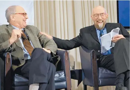  ?? SHAWN THEW/EFE ?? Los científico­s Rainer Weiss y Kip S. Thorne anunciaron el descubrimi­ento en febrero de 2016.