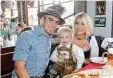  ?? Foto: imago ?? Philipp Lahm kann künftig mit seiner Fa milie häufiger aufs Oktoberfes­t – auch dann, wenn der FC Bayern nicht zum Be triebsausf­lug ruft.