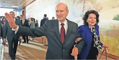  ?? RICK BOWMER/AP ?? Mormon President Russell M. Nelson with his wife, Wendy, on Tuesday in Salt Lake City.