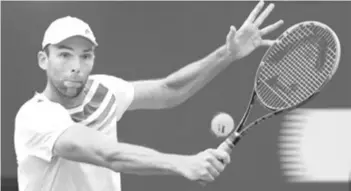  ?? REUTERS ?? Visoki Zagrepčani­n Ivo Karlović treći se put plasirao u finale ATP turnira u Newportu, na travnatoj podlozi