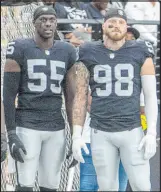  ?? Las Vegas Review-journal ?? Heidi Fang
Raiders defensive end Chandler Jones (55) has struggled this season despite a fine start from the team’s other starting edge rusher, Maxx Crosby (98).