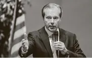  ?? Alan Warren / Houston Community Newspapers ?? Former Lt. Gov. David Dewhurst, 74, suffered two fractured ribs in an alleged attack by his girlfriend.