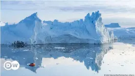  ??  ?? Massiv, aber zerbrechli­ch: Eisberge nahe Ilulissat in Grönland (Archivbild)