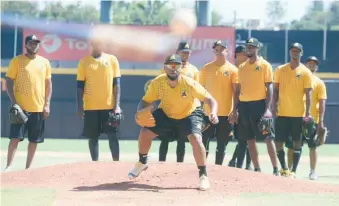  ??  ?? En el campamento aguilucho contó con jugadores como Juan Carlos Pérez y Francisley Bueno.