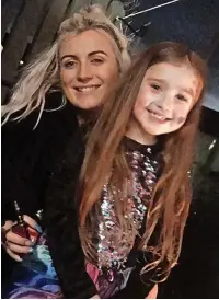 ?? ?? ●●Evie with her godmother Ashleigh Whitaker, who died in February