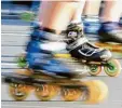  ?? Foto:dpa ?? Rechtlich gesehen sind Inline Skater Fußgänger.