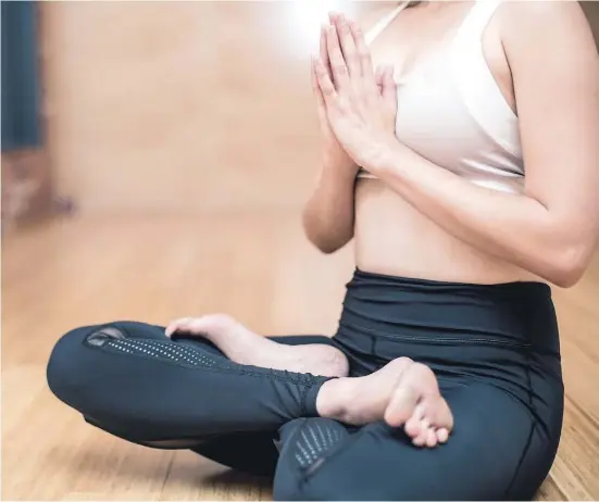 ?? Foto: Archiv ?? Biegsam und entspannt: Yoga, Meditation und ähnliches halten Körper und Geist gesund.