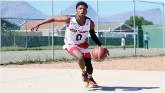 ?? BRENDAN MAGAAR African News Agency (ANA) ?? NABIHL Liebenberg, 21, from Paarl received a basketball contract to play for the Purple Jags in the M3BA league in the US. He currently plays for the Northern Cape Zebras in the Basketball National League. |