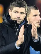  ??  ?? TEAM TALKS Rangers boss Gerrard