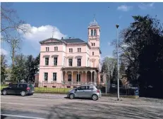  ?? FOTO: VEREIN FÜR HEIMATSCHU­TZ ?? Bei der 16. Denkmalexk­ursion geht es mit dem Fahrrad ab Kranenburg von Denkmal zu Denkmal.