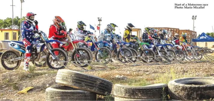  ??  ?? Start of a Motocross race Photo: Mario Micallef