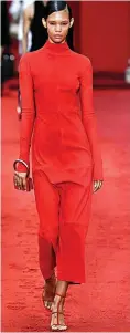  ?? ?? Red fever: Ferragamo show