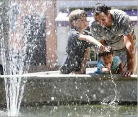  ?? (Photo d’archives Nice-matin) ?? Il fait chaud, principale­ment dans l’intérieur des terres.