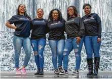  ?? Mark Mulligan / Staff photograph­er ?? Breast cancer survivors Franz Battle, from left, Chivon Jones, DaNetra Brantley, LaTasha Ford and Sherese Guy shared their stories in an effort to help others.