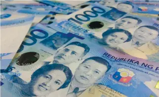  ??  ?? THE PESO sank to a two-month low after an influentia­l Federal Reserve official made hawkish remarks.
