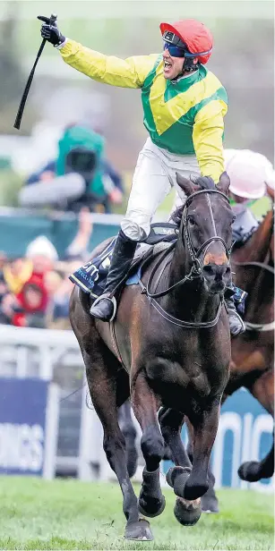  ??  ?? Hail the hero: Robbie Power salutes the crowd after his Gold Cup win