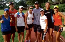  ??  ?? SUPER Ironman triathlete­s Ani de Leon-Brown, David Almendral, Ana Felix, Rizzo Tangan, world champ Chris McCormack, Leana Carmona, Gem Padilla and Doray Ellis