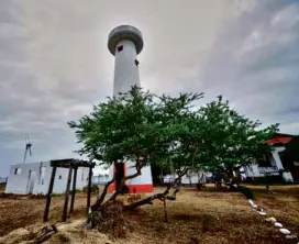  ??  ?? PORO Point Lighthouse in San Fernando City, La Union