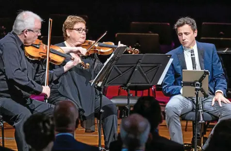  ?? THOMAS MÜLLER ?? Anne-Kathrin Lindig mit ihren Professore­n-Kollegen Andreas Lehmann (links) und Thorsten Johanns im Mozart-Quintett.