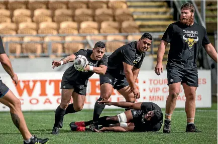  ?? ANDY JACKSON/STUFF ?? Taranaki halfback Te Toiroa Tahurioran­gi will want to start their provincial campaign well.