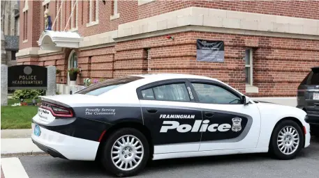  ?? ANGELA ROWLINGS / HERALD STAFF ?? METHODS QUESTIONED: The Framingham Police Headquarte­rs is seen on Tuesday, after buzz surfaced online about the search of a house that reportedly started before the search warrant was obtained.