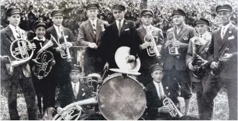  ?? FOTO: ARCHIV MUSIKKAMER­ADSCHAFT HAUSEN O.V. ?? Die Gründungsg­ruppe im Jahr 1928.