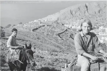  ??  ?? Summer loving: Leonard Cohen and Marianne Ihlen, Hydra, 1960