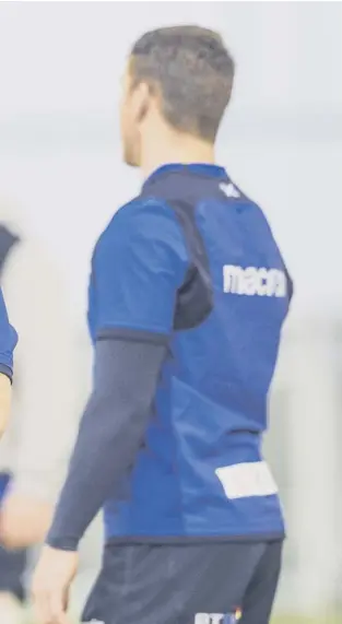  ??  ?? 2 Scott Lawson is all smiles during a Scotland training session at Oriam earlier this week. The 36-year-old Newcastle Falcons hooker will go fourth on the list of Scotland golden oldies if he appears in the Six Nations opener against Wales in Cardiff a...