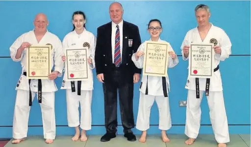  ??  ?? ●●Sensei Tony Winkley, Jennifer Forbes, Sensei Stan Knighton, Melissa Butterwort­h and Matt Crawshaw