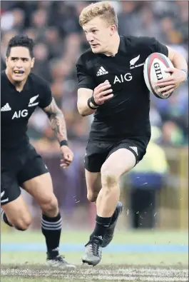  ?? PICTURE: EPA ?? PLAYMAKER: Damian McKenzie gets a chance to start at flyhalf for the All Blacks in Saturday’s third Test against France.