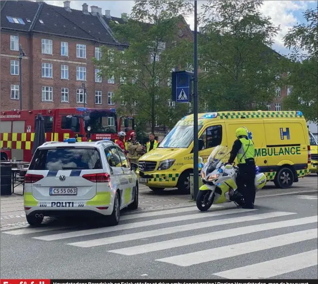  ?? FOTO: ANTHON UNGER ?? For få folk
Hovedstade­ns Beredskab og Falck står for at drive ambulancek­ørslen i Region Hovedstade­n, men de har svaert ved at rekruttere nok ambulancer­eddere.