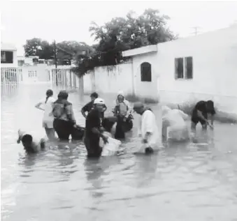  ?? ?? Familias aclararon que el Ayuntamien­to de Campeche no ha hecho nada para auxiliar a quienes fueron afectados por las anegacione­s de calles y casas.