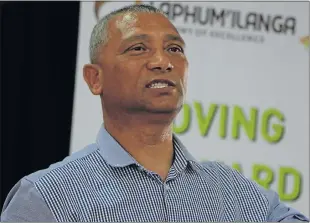  ?? Picture: RIAAN MARAIS ?? SPEAKING OUT: Laphum’ilanga chief executive Gregory Rockman addresses the media after a meeting of taxi associatio­ns in Port Elizabeth