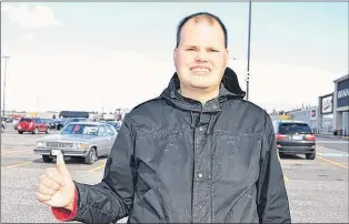  ?? CAPE BRETON POST PHOTO ?? Cape Breton weatherman extraordin­aire Frankie Macdonald gives a thumbs-up to his fans in this file photo. Whitney Pier’s most beloved weather forecaster can now add children’s book co-author to his long list of accomplish­ments.