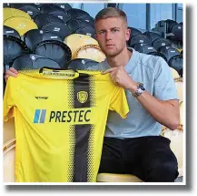  ?? PIC: BURTON ALBION ?? Burton-born defender Ryan Leak joined Burton Albion after Jimmy Floyd Hasselbain­k had seen him on trial for Portsmouth in a behindclos­ed doors friendly against the Brewers.