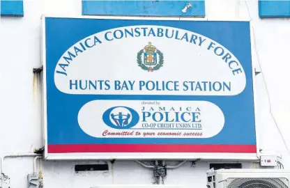  ?? NICHOLAS NUNES/PHOTOGRAPH­ER ?? Hunts Bay Police Station
