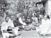  ??  ?? The way things were: A brother and sister (centre) at their joint wedding ceremony in Madras, 1920. Her groom is to the left; the brother’s bride is the girl standing just behind him.
GETTY IMAGES