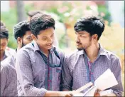  ?? SANCHIT KHANNA/HT PHOTO ?? Students of class 12th leave after appearing for the CBSE Board Exam in New Delhi on March 5.