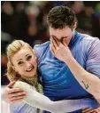  ?? Foto: dpa ?? Olympiasie­ger und jetzt auch Weltmeis ter. Aljona Savchenko und Bruno Mas sot.