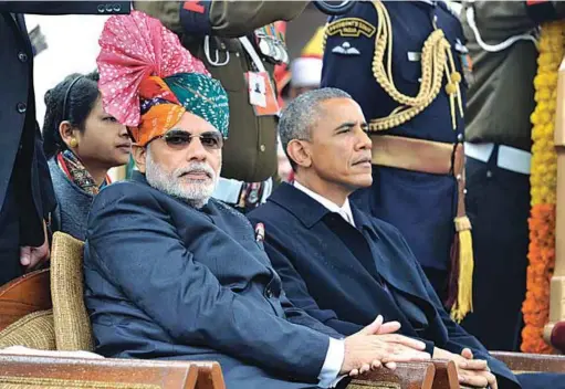  ??  ?? Prime Minister Narendra Modi and President Barack Obama witnessing the 66th Republic Day parade 2015 in New Delhi