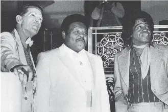  ?? G. PAUL BURNETT/AP ?? Três reis. Jerry Lee Lewis, Fats Domino e James Brown em imagem de 1986, em Nova York
