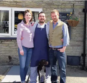 ??  ?? ●● James and Jane Kennedy with Rob Corless at The Sutton Gamekeeper